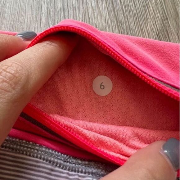 Lululemon Run: Speed Short *Naked Seam Wee Stripe Printed White Fossil / Flash. - Picture 4 of 4